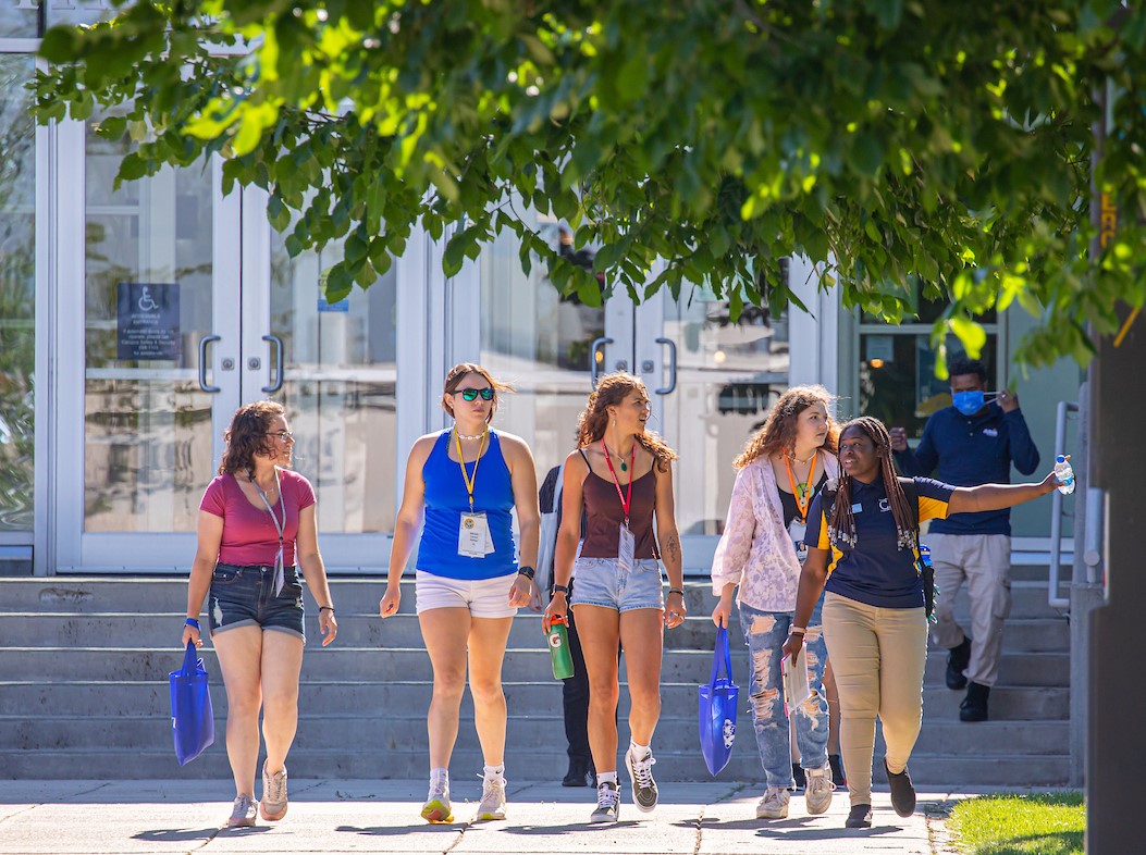 JWU students at orientation