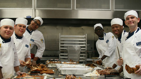 Students from the College of Culinary Arts at JWU’s North Miami Campus do their part to help South Florida families in need by preparing turkeys for Miami Rescue Mission’s annual Thanksgiving banquet dinner.