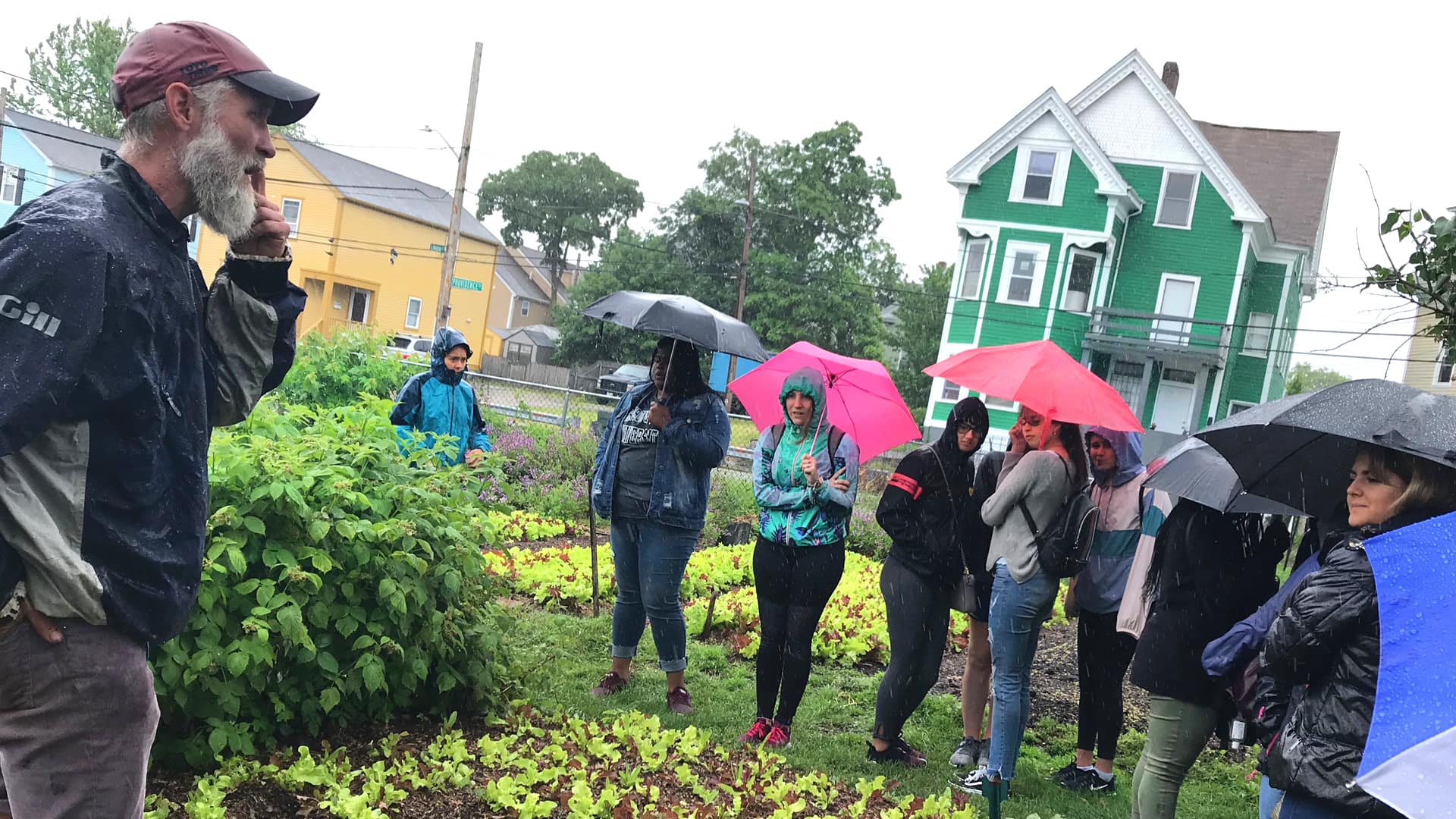 Students at the farm.