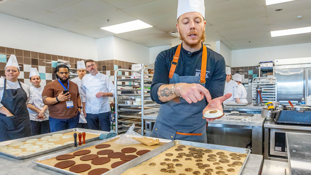 Chef Gonzo Jimenez demonstrates modern chocolate and pastry techniques in his interactive workshop.