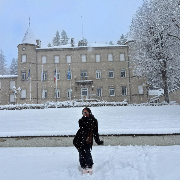 While at ENSP, Zoé experienced her first-ever snow storm. Here she is in the snow. 