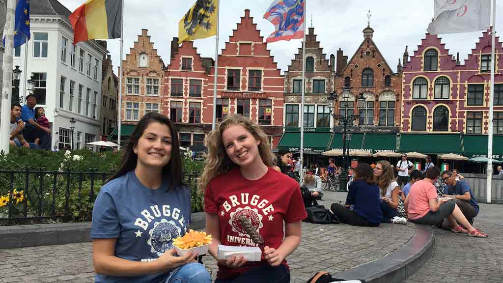 students on study abroad trip in belgium