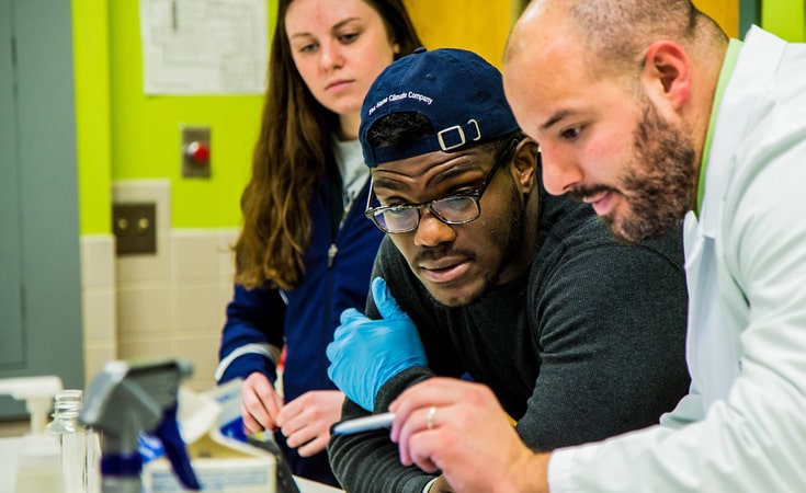 Students working in a Johnson & Wales lab